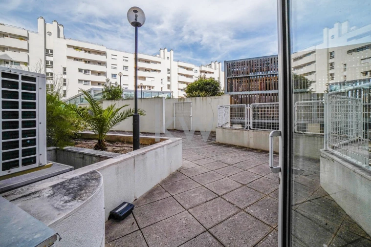 Apartamento T2 para Venda em Arroios Foto 26