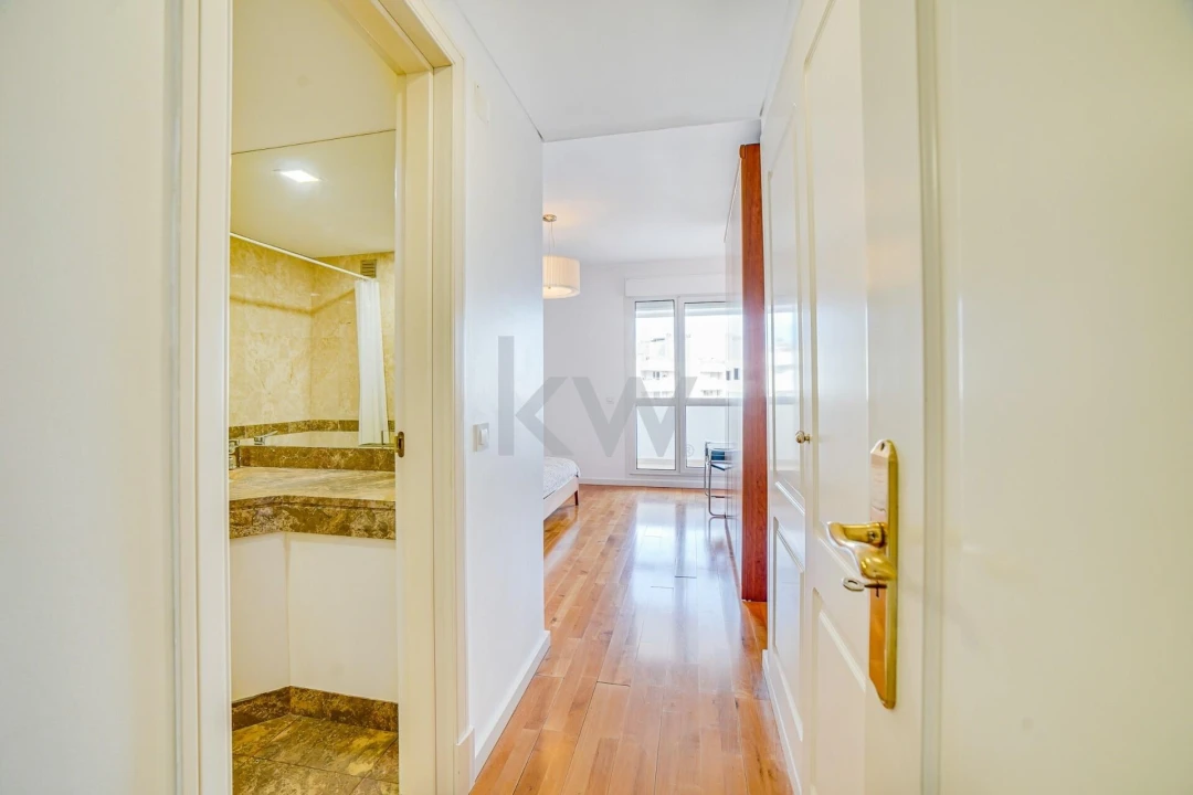 Apartamento T2 para Venda em Arroios Foto 19
