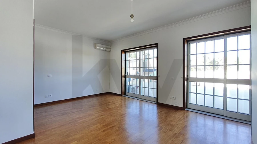 Moradia T4 para Venda em Cidade da Maia Foto 22