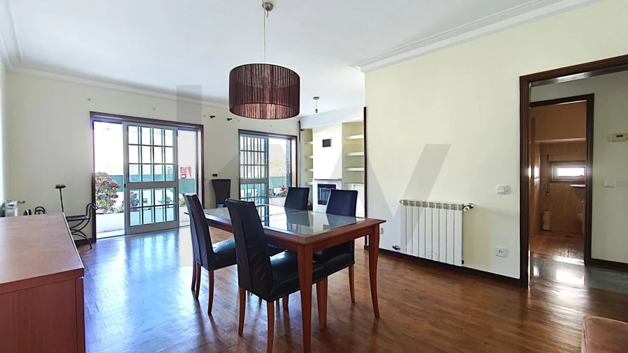 Moradia T4 para Venda em Cidade da Maia Foto 9