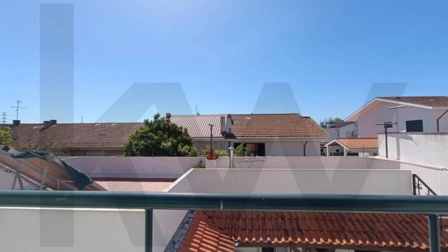 Moradia T4 para Venda em Cidade da Maia Foto 36