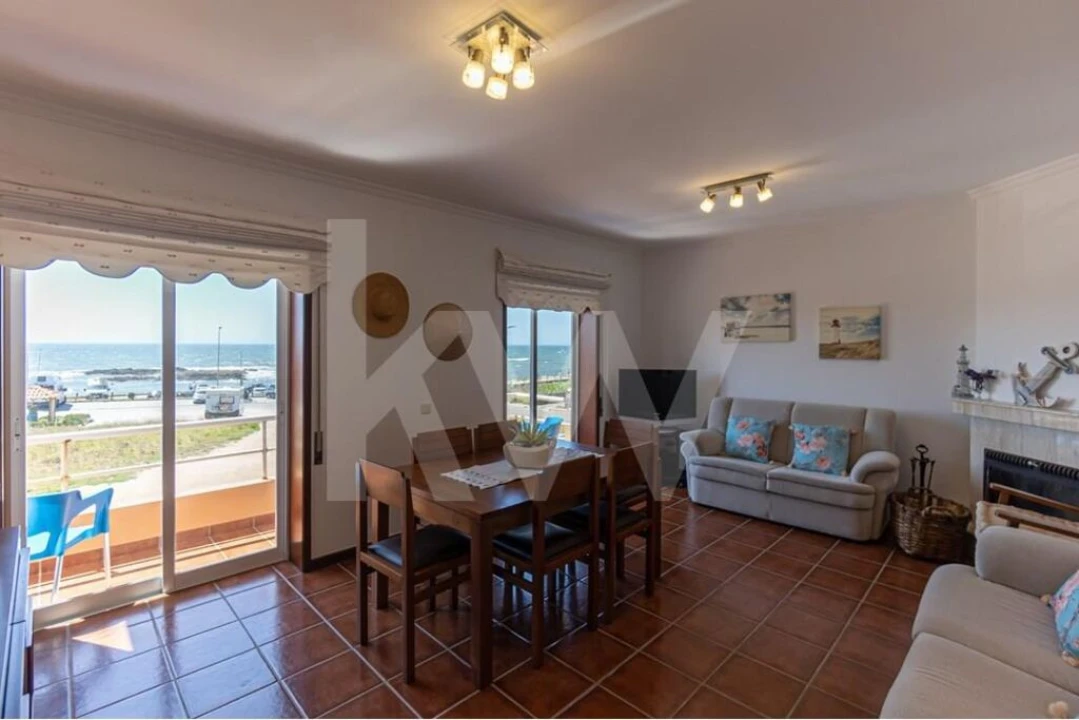 Apartamento T3 para Venda em Vila Chã Foto 13