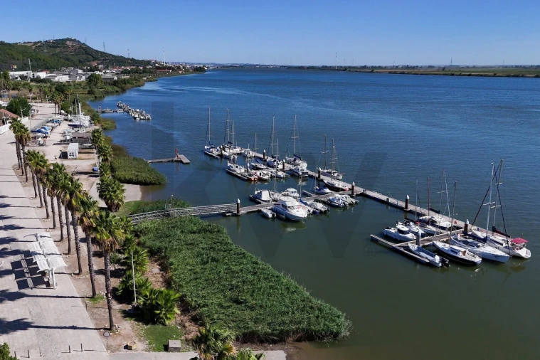 Moradia T4 para Venda em Alhandra, São João dos Montes e Calhandriz Foto 32