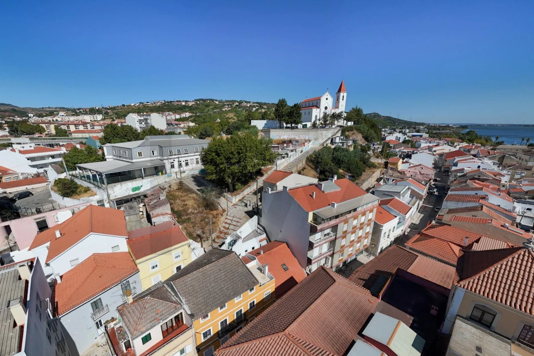Moradia T4 para Venda em Alhandra, São João dos Montes e Calhandriz Foto 33