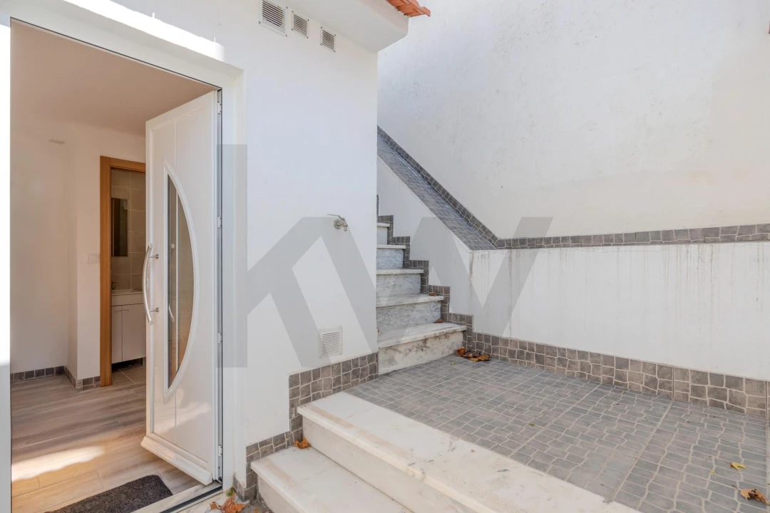 Moradia T4 para Venda em Alhandra, São João dos Montes e Calhandriz Foto 27