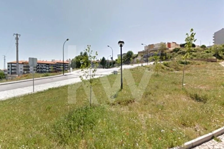 Terreno para Venda em Avelãs de Ambom e Rocamondo Foto 8