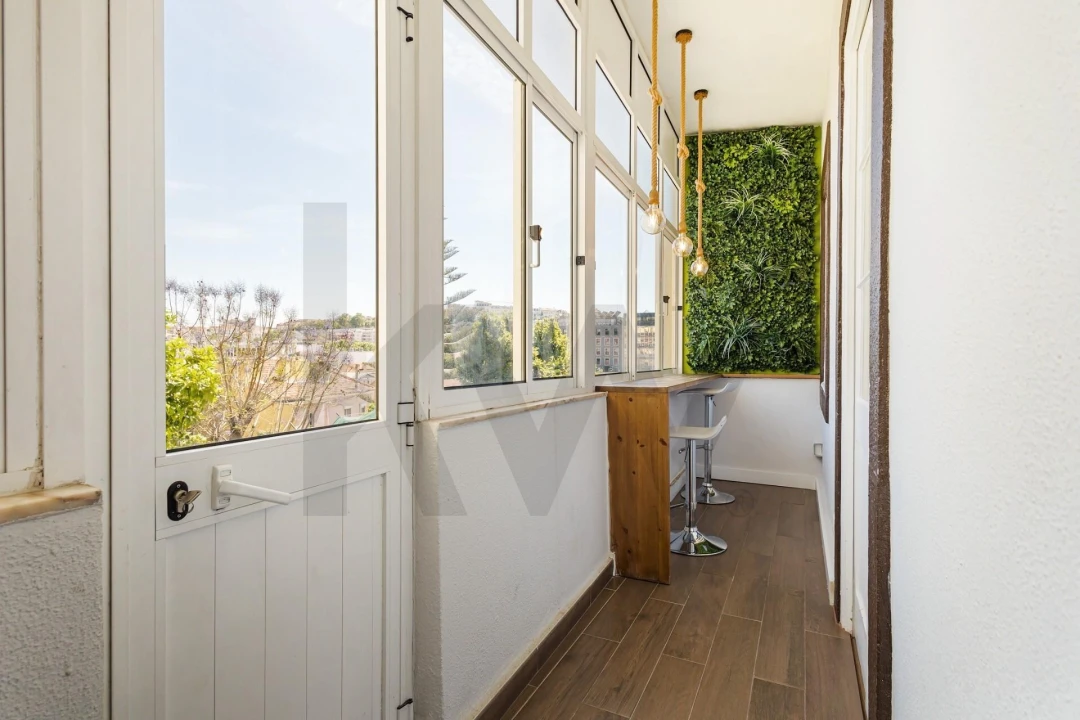 Apartamento T2 para Venda em Santo António Foto 20