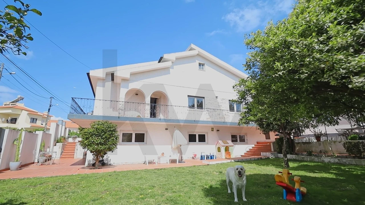 Moradia T4 para Venda em Charneca de Caparica e Sobreda Foto 82