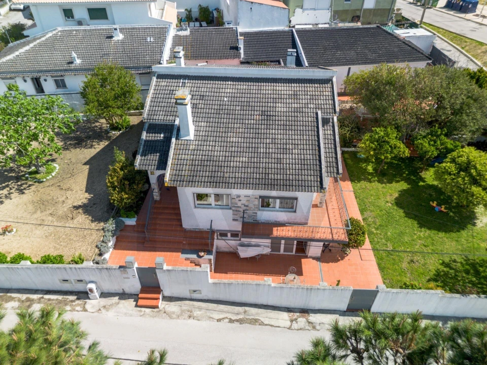 Moradia T4 para Venda em Charneca de Caparica e Sobreda Foto 81