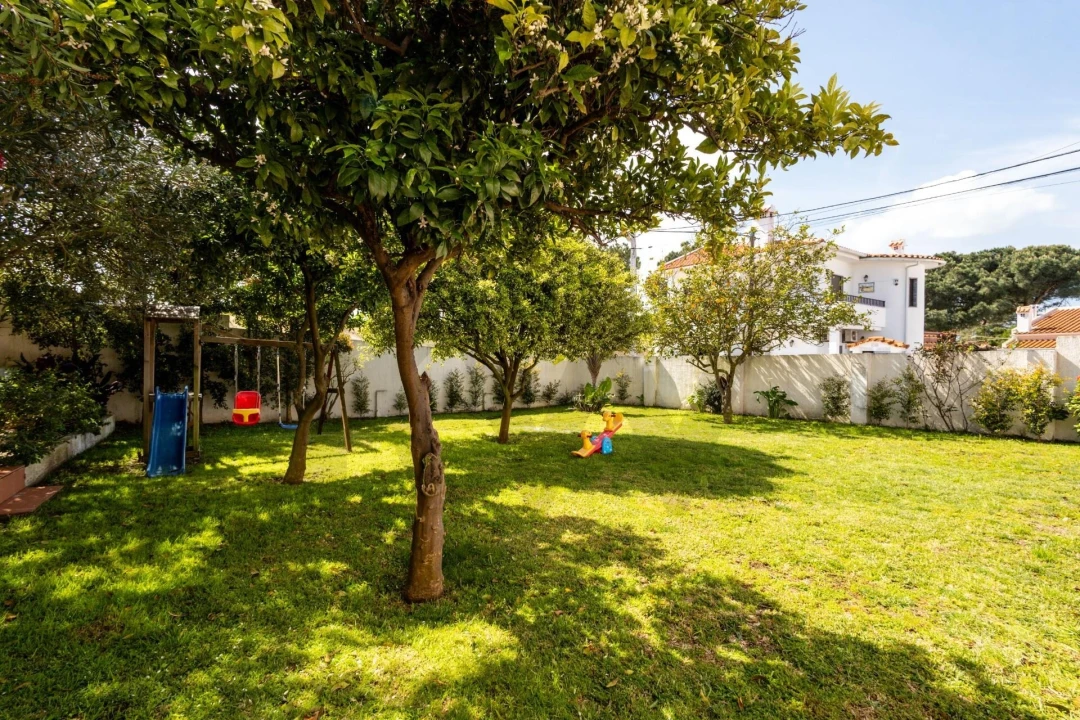 Moradia T4 para Venda em Charneca de Caparica e Sobreda Foto 67
