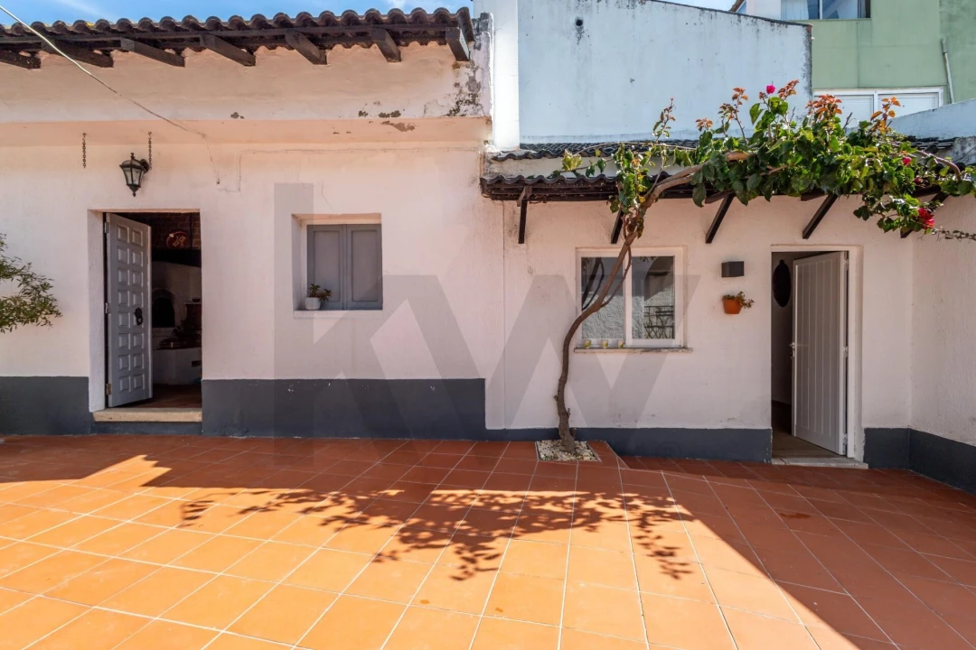 Moradia T4 para Venda em Charneca de Caparica e Sobreda Foto 39