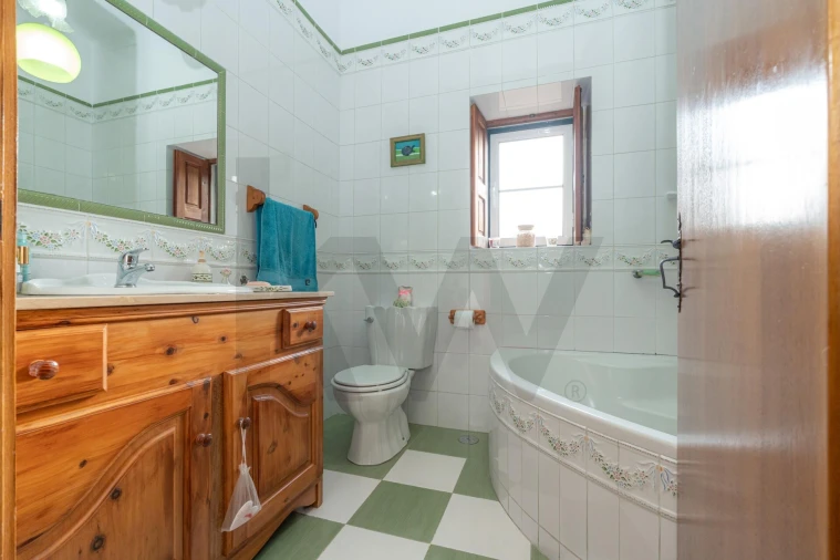 Moradia T4 para Venda em Barcouço Foto 34