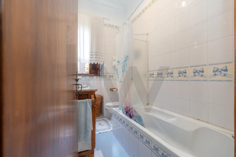 Moradia T4 para Venda em Barcouço Foto 29