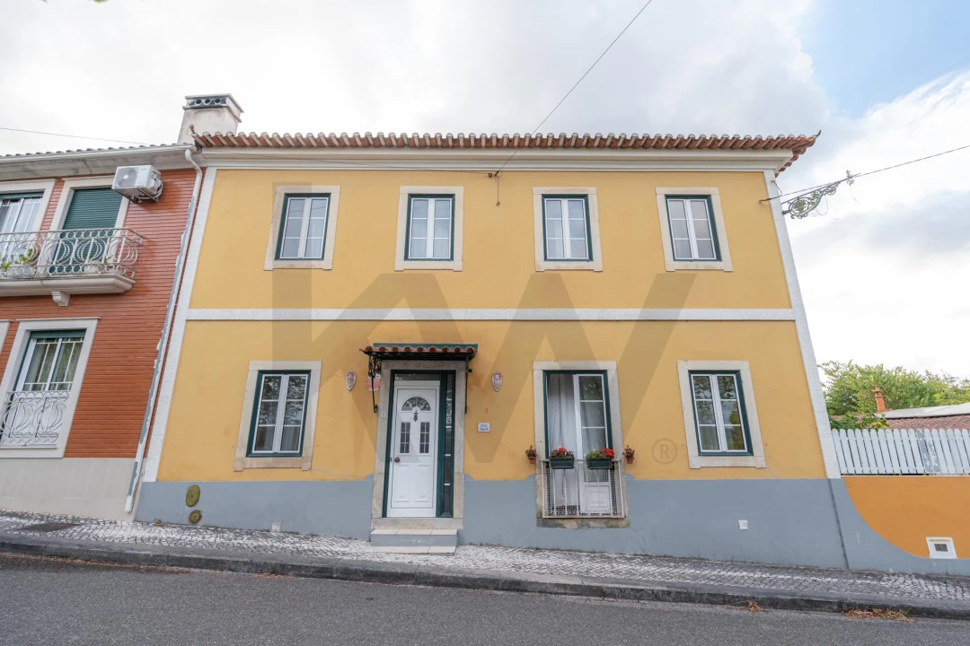 Moradia T4 para Venda em Barcouço Foto 3