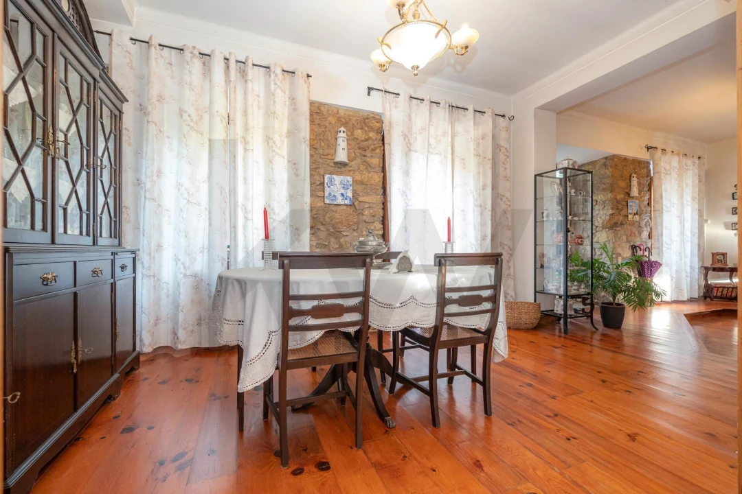 Moradia T4 para Venda em Barcouço Foto 15