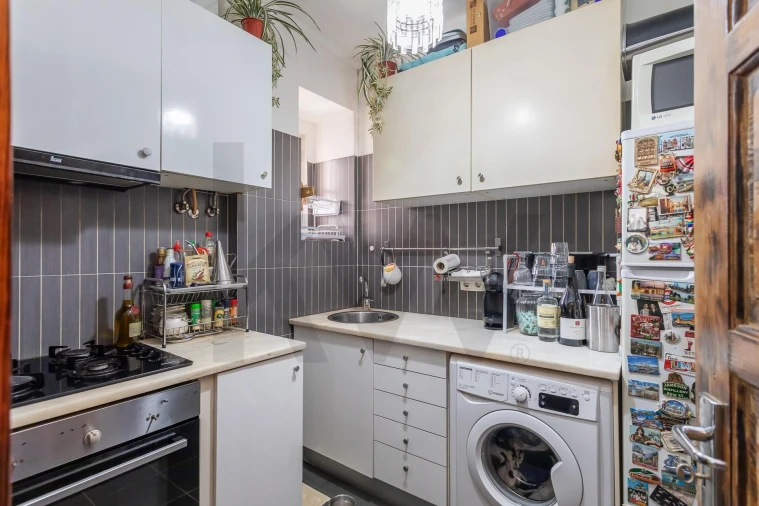 Apartamento T2 para Venda em Arroios Foto 19