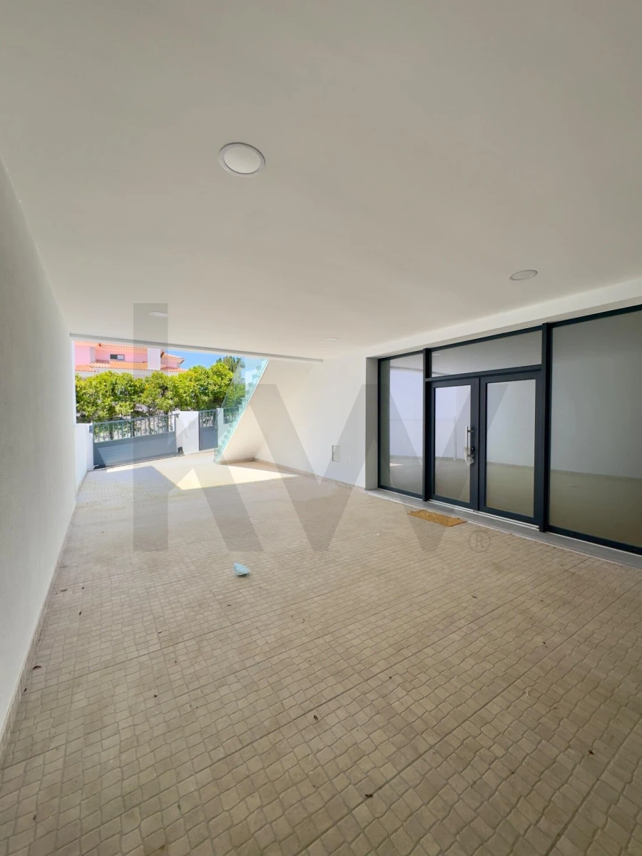 Moradia T3 para Venda em Santa Maria, São Pedro e Matacães Foto 30