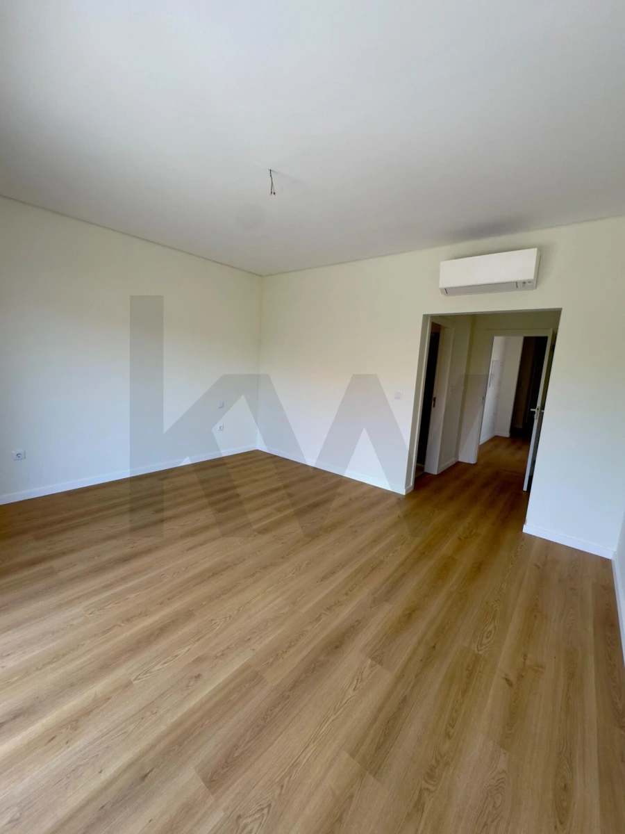 Moradia T3 para Venda em Santa Maria, São Pedro e Matacães Foto 14