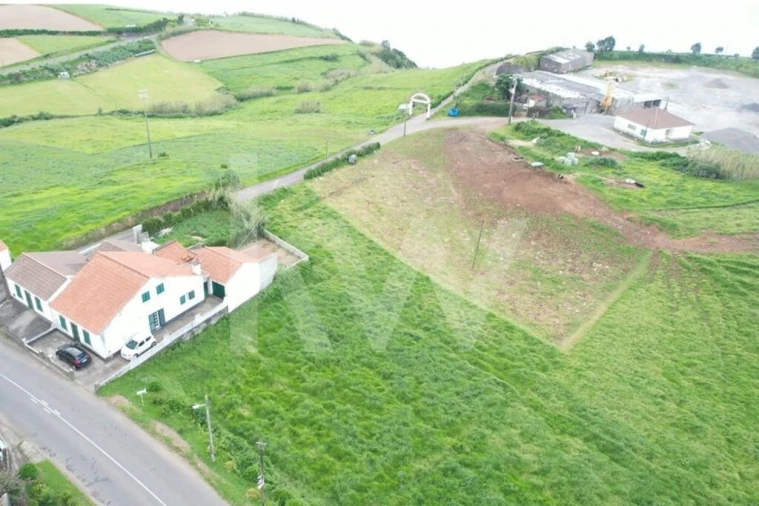 Terreno para Venda em Algarvia Foto 10