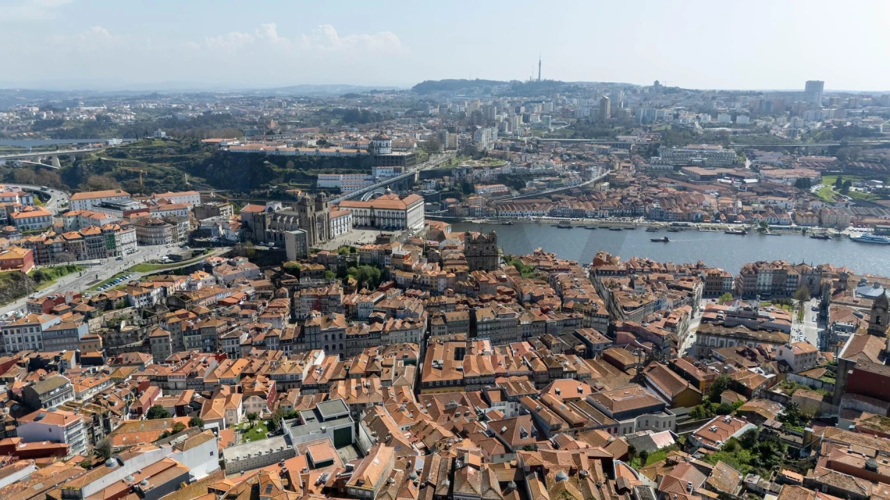 Apartamento T2 para Venda em Cedofeita, Santo Ildefonso, Sé, Miragaia, São Nicolau e Vitória Foto 36