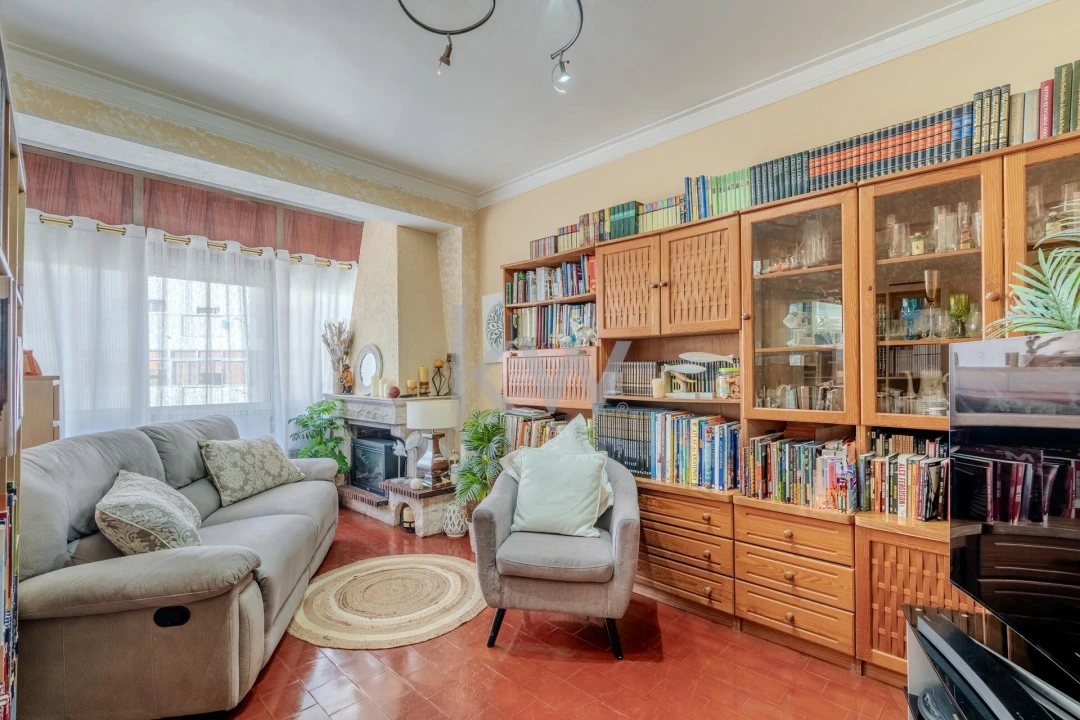 Apartamento T3 para Venda em Caparica e Trafaria Foto 4