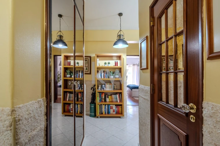 Apartamento T3 para Venda em Caparica e Trafaria Foto 10