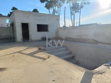 Moradia T5 para Venda em Azeitão (São Lourenço e São Simão)