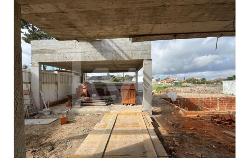Moradia T5 para Venda em Azeitão (São Lourenço e São Simão) Foto 11