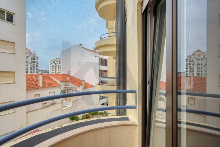 Apartamento T2 para Venda em São Martinho do Porto Foto 19