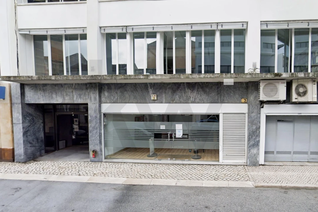 Loja para Venda em Alvalade Foto 22