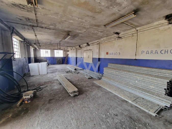 Armazém para Venda em Vila de Cucujães Foto 6