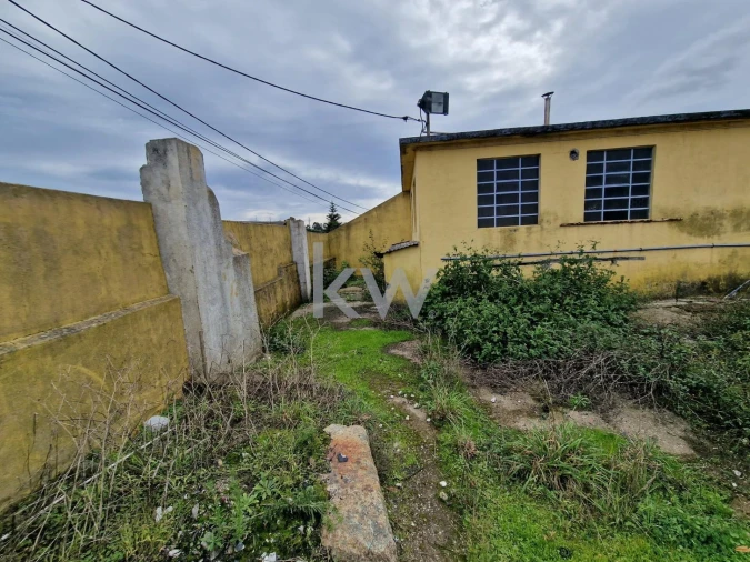 Armazém para Venda em Vila de Cucujães Foto 2