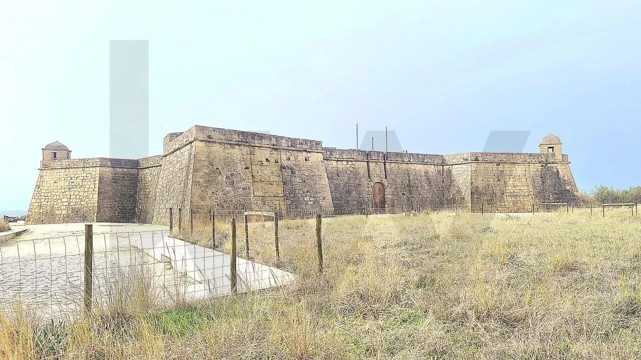 Moradia T5 para Venda em Azurara Foto 18