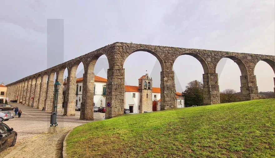 Moradia T5 para Venda em Azurara Foto 16