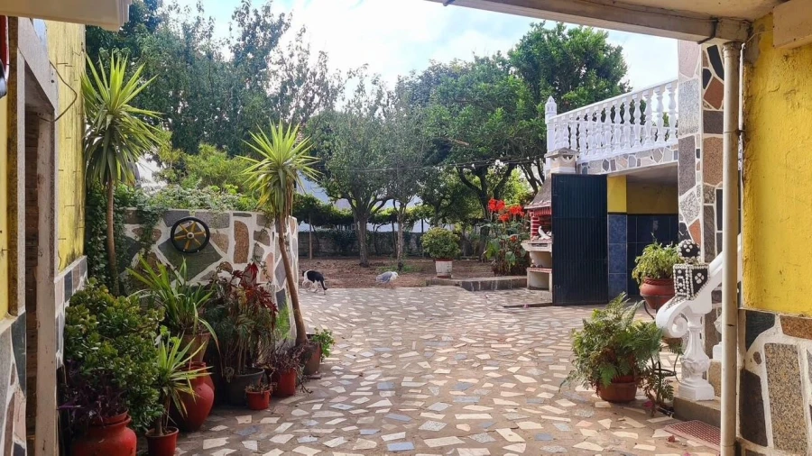 Moradia T5 para Venda em Azurara Foto 6