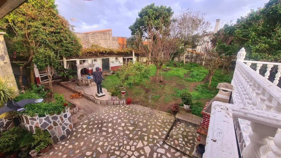 Moradia T5 para Venda em Azurara Foto 8