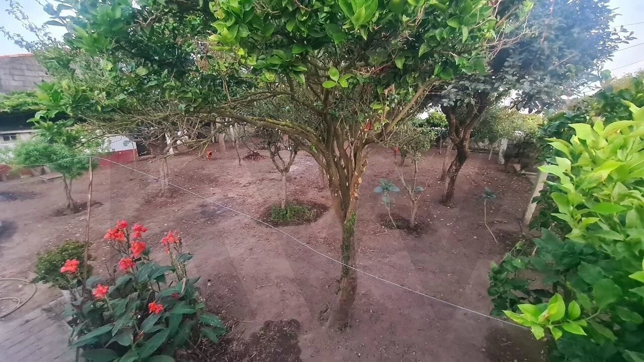 Moradia T5 para Venda em Azurara Foto 14