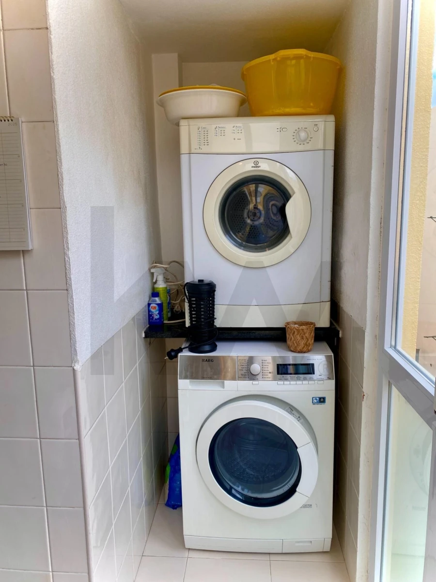 Apartamento T3 para Venda em Areeiro Foto 12