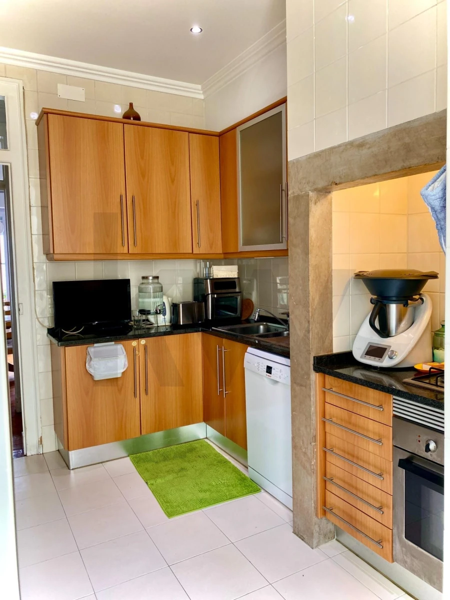 Apartamento T3 para Venda em Areeiro Foto 4