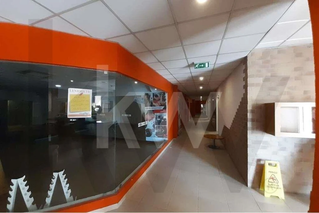 Loja para Venda em Corroios Foto 23