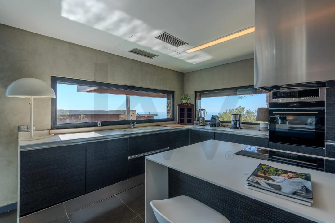 Moradia T4 para Arrendamento em Alcabideche Foto 4