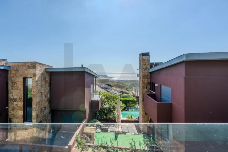 Moradia T4 para Arrendamento em Alcabideche Foto 26