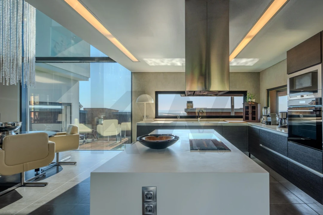 Moradia T4 para Arrendamento em Alcabideche Foto 5