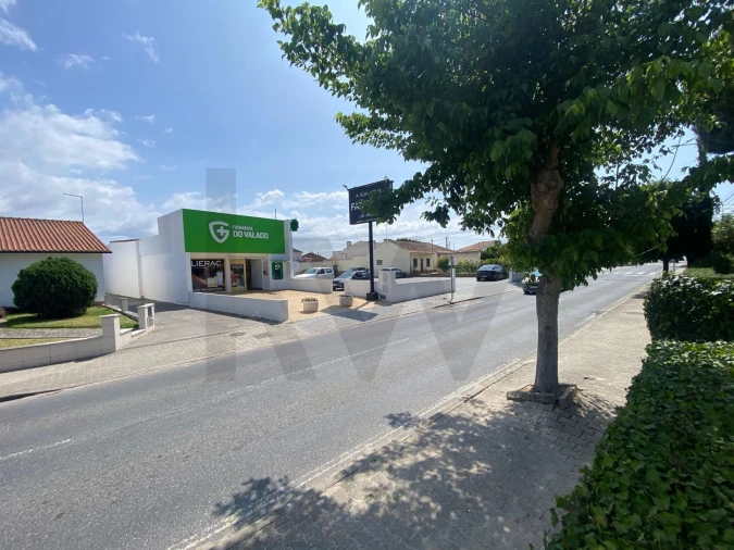 Terreno para Venda em Valado dos Frades Foto 8