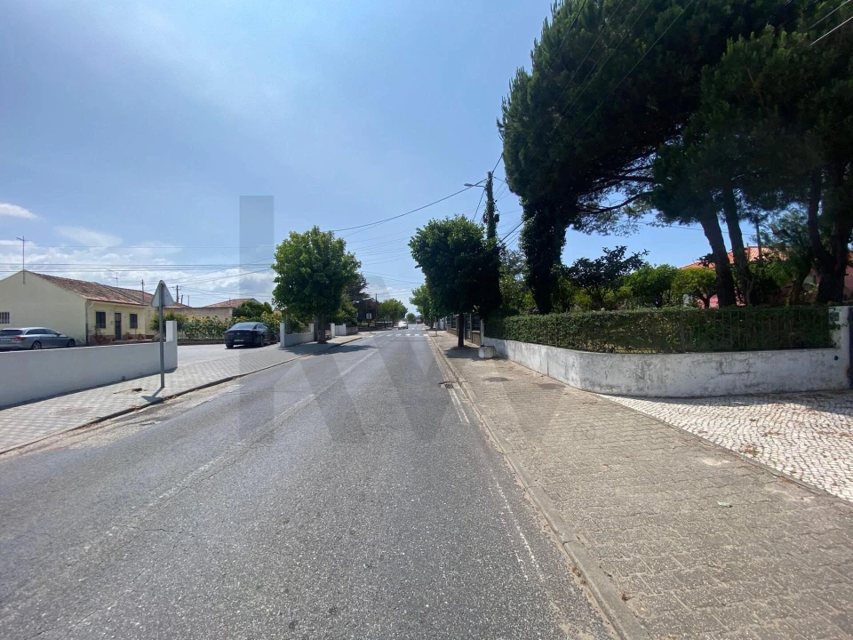 Terreno para Venda em Valado dos Frades Foto 12