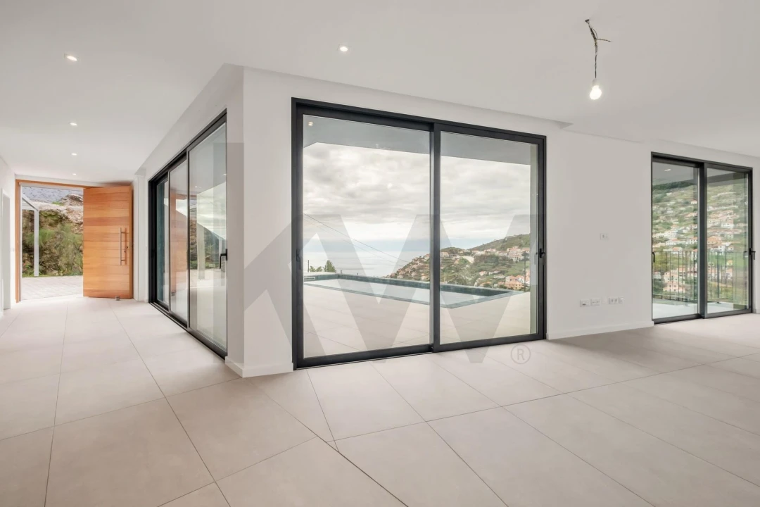 Moradia T4 para Venda em Campanario Foto 32