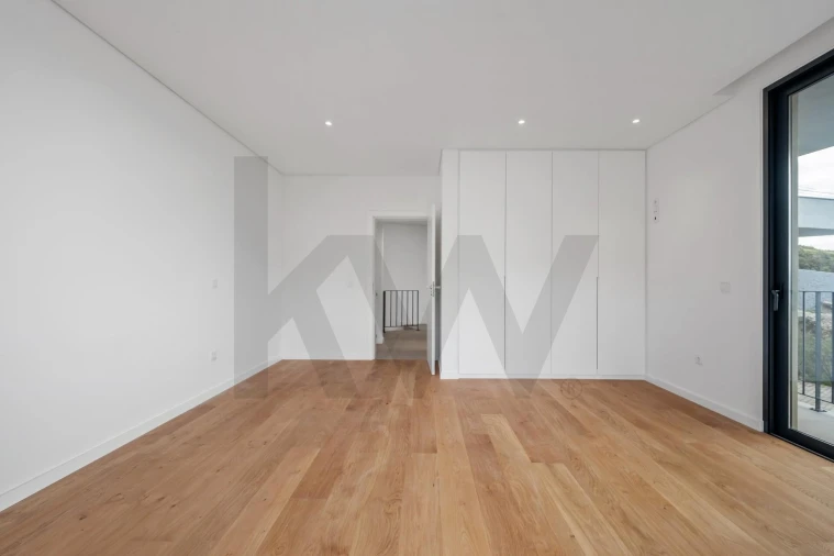 Moradia T4 para Venda em Campanario Foto 28