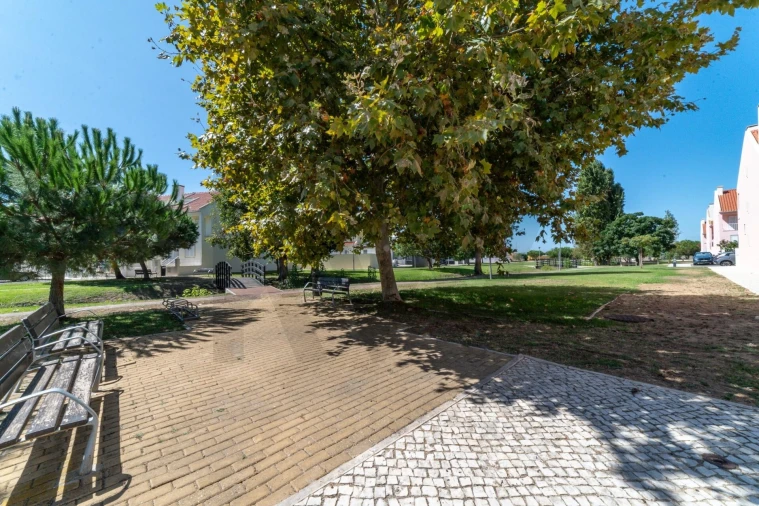 Moradia T4 para Venda em São Francisco Foto 54