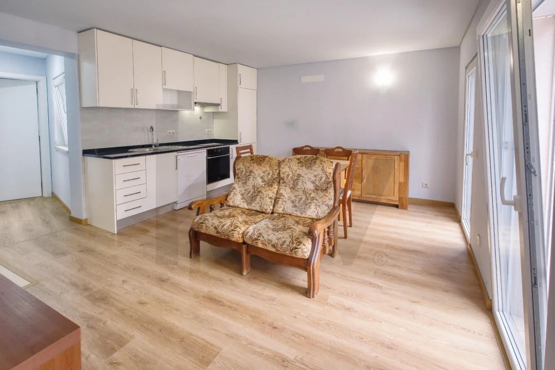 Apartamento T3 para Arrendamento em Sesimbra (Santiago) Foto 7