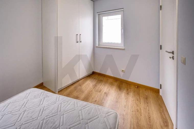 Apartamento T3 para Arrendamento em Sesimbra (Santiago) Foto 20